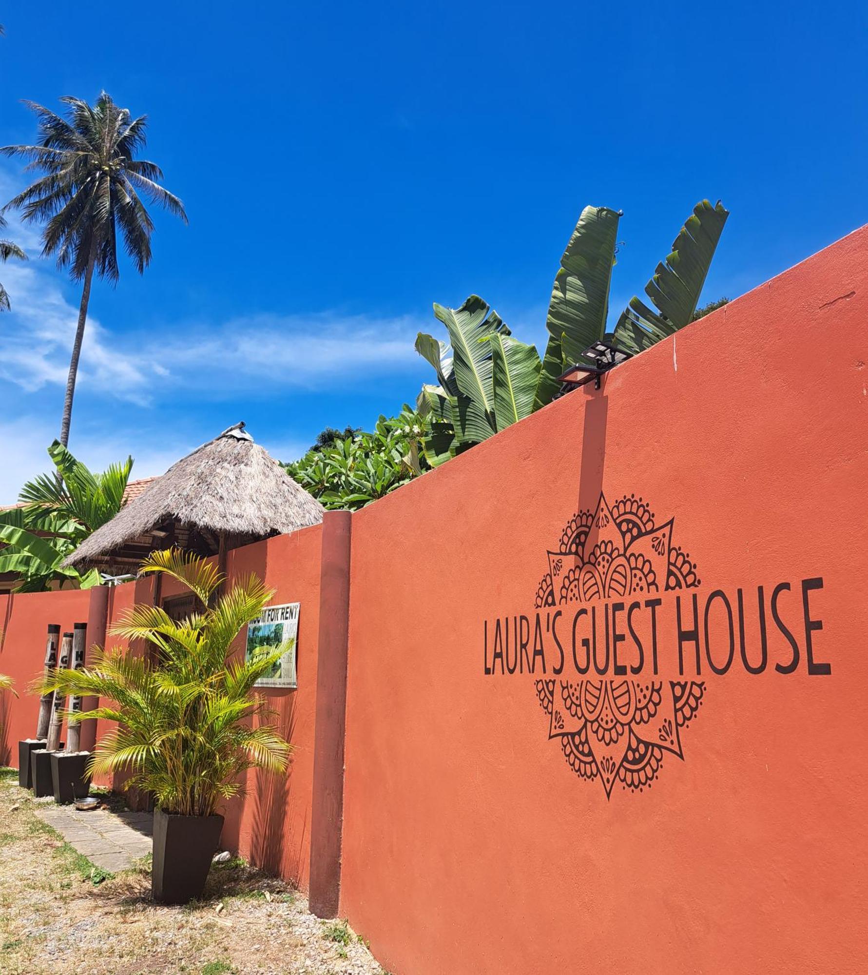 Laura Guest House-Adult Only- Hua Thanon  Екстер'єр фото
