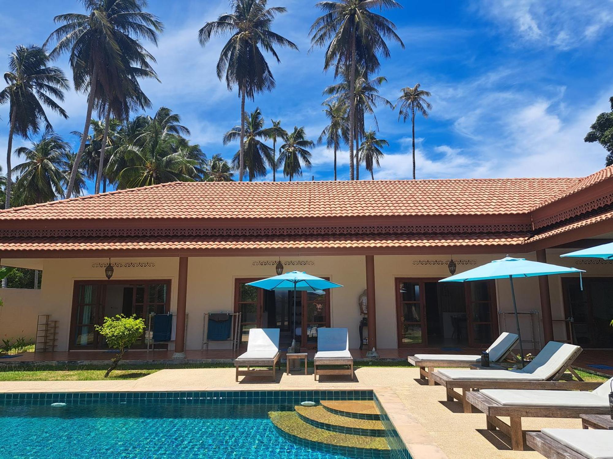 Laura Guest House-Adult Only- Hua Thanon  Екстер'єр фото