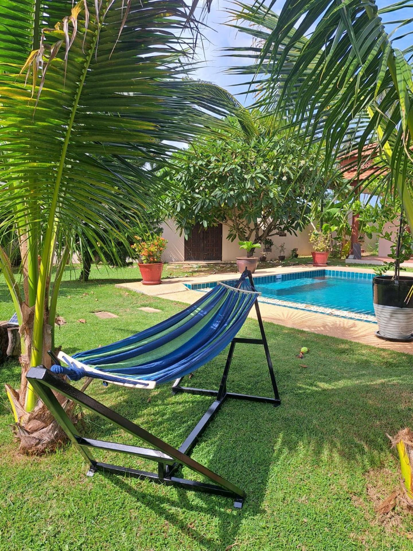Laura Guest House-Adult Only- Hua Thanon  Екстер'єр фото
