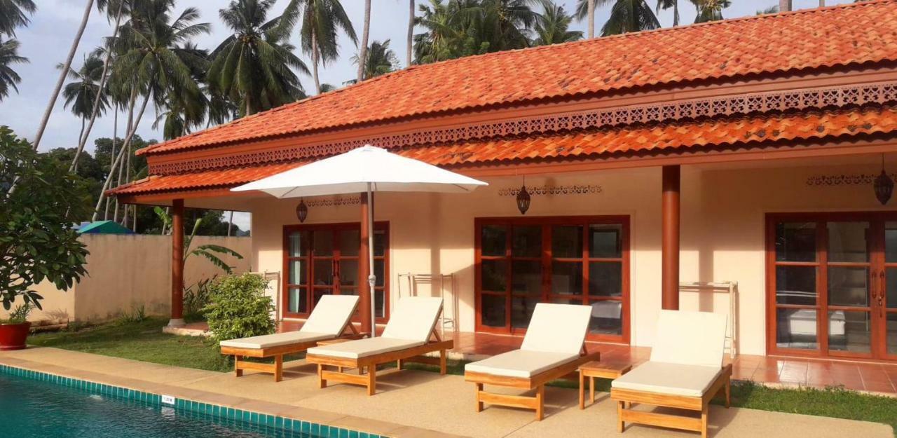 Laura Guest House-Adult Only- Hua Thanon  Екстер'єр фото